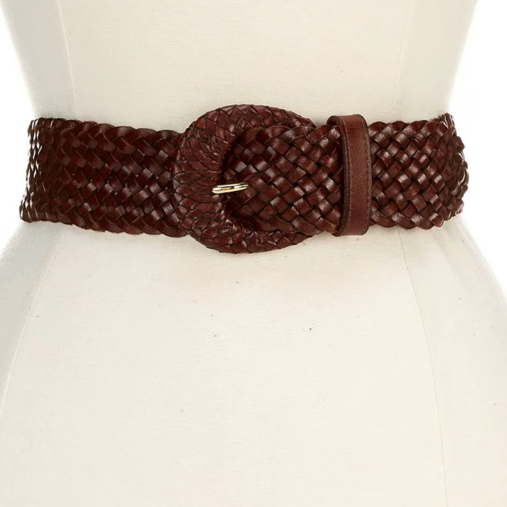 Lauren Ralph Lauren‎ Women's Crescent Buckle. Size L (45ins)